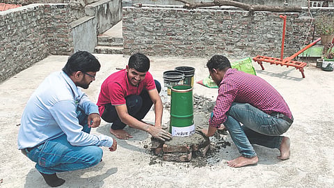 Rain Measuring Equipments