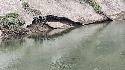 Canal Leakage