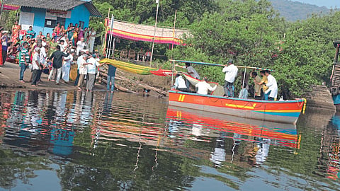 Vashishthi River