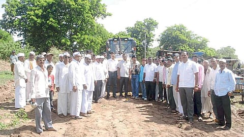 Hivare Bajar Gaon