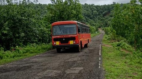 ST Bus