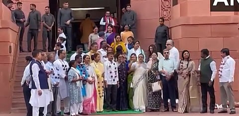 MPs of India Aghadi demand MSP
