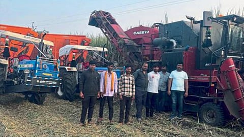 Sugarcane Harvester