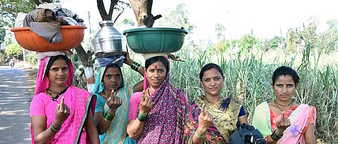 राज्यभरात ग्रामपंचायतींसाठी शांततेत मतदान Peaceful voting for Gram Panchayats across the state