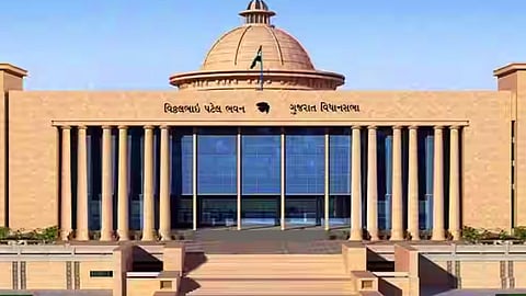 गुजरात जिल्हा मध्यवर्ती सहकारी बँका