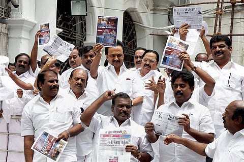 Madras High Court quashes privilege breach notices to Stalin, other DMK MLAs over 2017 Gutkha display; quotes Thirukural as parting advice