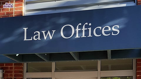 The legal profession at a crossroads: Balancing tradition with the aspirations of tomorrow's lawyer