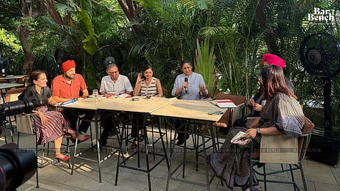 Manini Brar Book Launch
Left to Right: Manini Brar, Satyajit Sarna, Sumant Batra, Mishika Singh, Mansi Shetty, Sherbir Panag, Pragya Parijat