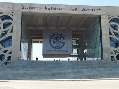 GNLU