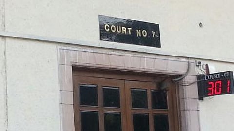 Habeas Corpus moved to release Subrata Roy; Ram Jethmalani mentions before CJI who lists it before JJ Radhakrishnan and Khehar