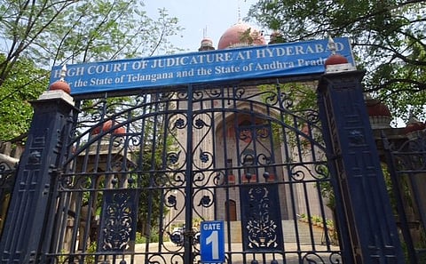 3 year law degree holders can apply for law clerk post: AP & Telangana HC