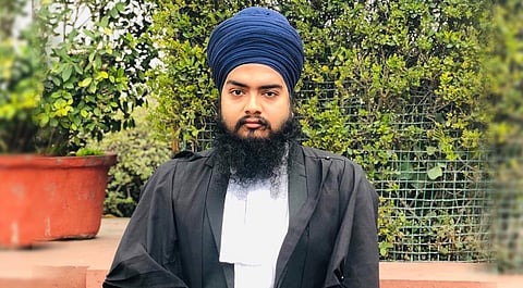 Denied entry to Supreme Court for carrying Kirpan, Sikh lawyer mentions matter before CJI