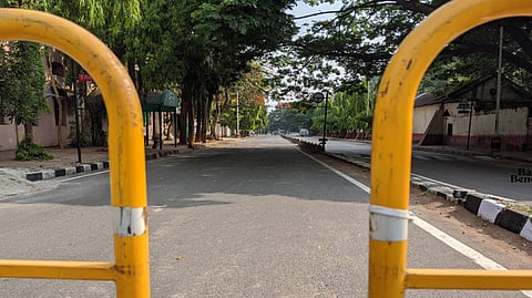 ರಾಜ್ಯದಲ್ಲಿ ಮಂಗಳವಾರ ರಾತ್ರಿಯಿಂದ 14 ದಿನಗಳ ಕಾಲ ಕೋವಿಡ್ ಕಠಿಣ ನಿಯಮ ಜಾರಿ; ಉಚಿತ ಕೋವಿಡ್ ಲಸಿಕೆಯ ಘೋಷಣೆ