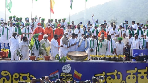 Congress Leaders And Supporters During Mekedatu padayatra In Karnataka