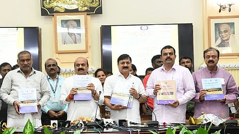 ಐಪಿಸಿ, ಸಿಆರ್ಪಿಸಿ ಕನ್ನಡ ಅವತರಣಿಕೆ ತಾಲ್ಲೂಕು ಕಚೇರಿ, ಪೊಲೀಸ್ ಠಾಣೆಗಳಲ್ಲಿ ಲಭ್ಯವಾಗಲಿ: ಸಿಎಂ ಬೊಮ್ಮಾಯಿ