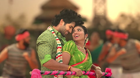 A still from Laggam