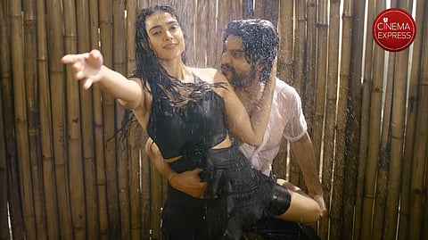 Rupeysh and Aakanksha Singh dial up the heat in ‘Rathrantha Rache,’ the new sultry single from Shashtipoorthi