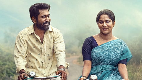 Vijay Antony and Swasika in a still from Nooru Saami