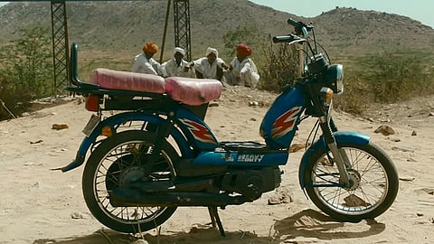 Dug Dug review: A mixed bag of a film about mythmaking behind a religious cult