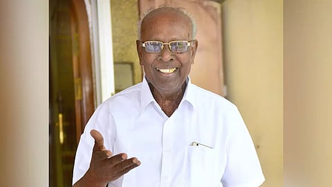 Vice President of India pays tribute to the late Solomon Pappaiah