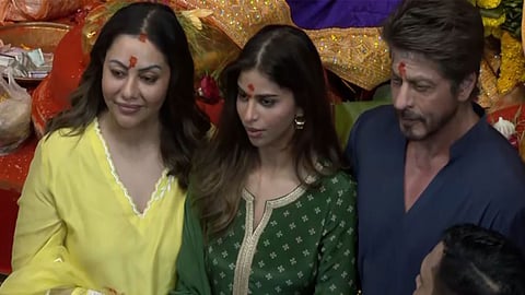 Shah Rukh Khan visits Lalbaugcha Raja pandal amid Ganesh festivities