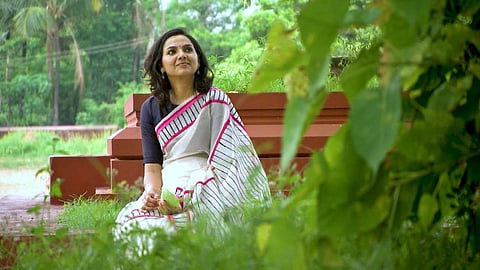 Samvrutha Sunil returns to acting
