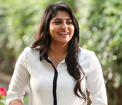 Manjima starts shooting for Devarattam