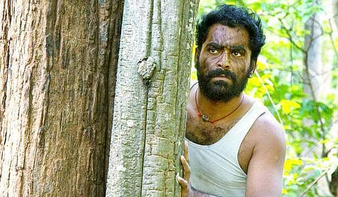 Vinveli Payana Kuripugal, a villager goes to space