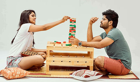 Nagabhushana, Sanjana to star in a web series titled Honeymoon