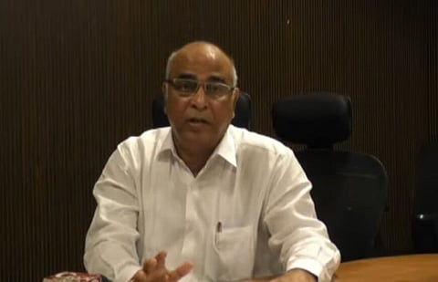 क्रीडामंत्री मनोहर आजगावकर (Manohar Ajgaonkar)