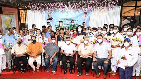 Goa: Health Minister felicitates frontline workers in Khorali health centre, on Saturday, 17 July, 2021.Dainik Gomantak