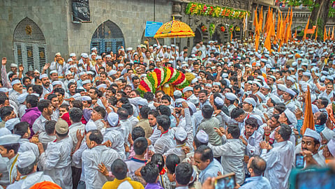 Bicholim : From Mayem step walking by Vithala's Divotes