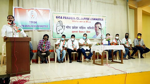 Girish Chodankar adressing in goa congress meeting
