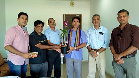 Goa Sports: Goa Olympic Association office bearers congratulate Vasant Prabhudesai on his promotion as Director of Sports and Youth Affairs.