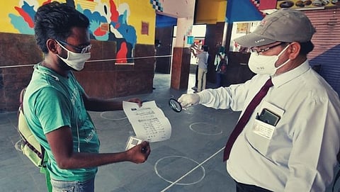 COVID-19: Vaccination & RTPCR now mandatory while entering Maharashtra