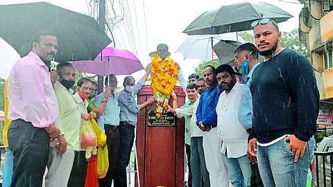 Goa: Paying Tribute to Bhausaheb Bandodakar In Mhapusa.