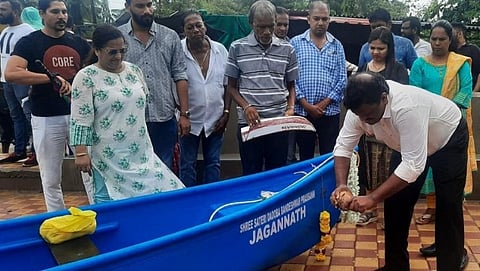 Minister Michael Lobo
