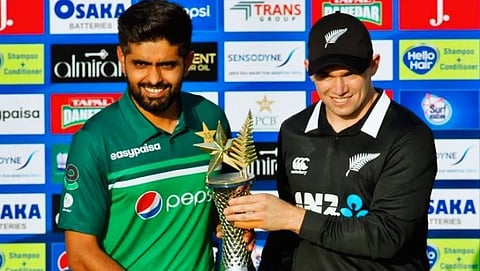 न्यूझीलंड क्रिकेट मंडळाने (New Zealand Cricket Board) पाकिस्तानातील (Pakistan) सुरक्षेच्या कारणास्तव (security reasons) सुरु असलेला पाकिस्तान दौरा स्थगित (Postponed) केला आहे.