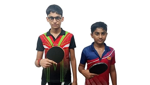 खुशाल नाईक (डावीकडे) व रिशान शेख