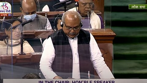 Bill to kill farm laws passed, government disapproves further talks