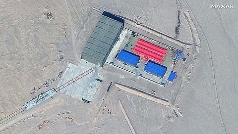 Rail terminal and storage building