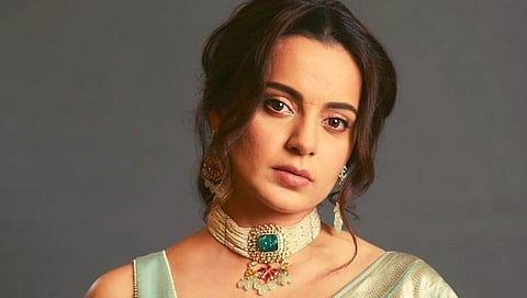 Kangana Ranaut shared this picture in her boyfriend's arms