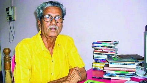 प्रख्यात रहस्यकथाकार गुरुनाथ नाईक (Gurunath Naik) यांचे पुण्यामध्ये निधन झाले