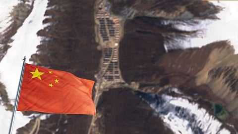 "डोकलामजवळील भूतान (Bhutan) आणि चीनमधील (China) विवादित जमीनवर 2020-21 या कालावधीत बांधकाम केल्याचे दर्शवत आहे.