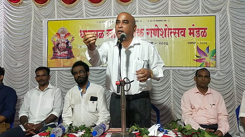 उपमुख्यमंत्री बाबू आजगावकर,(Babu Azgavkar) चित्रकार संजय हरमलकर, कला शिक्षक राजमोहन शेट्ये, सरपंच भूषण नाईक, माजी सरपंच वल्लभ वराडकर, काजोळी, आदी उपस्थित होते.