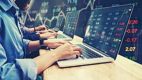 Share Market on green investors earns 2.71 lakh crore rupees