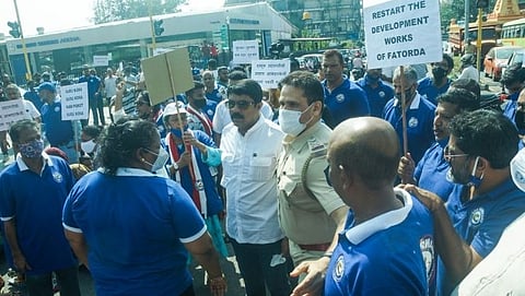 Vijay Sardesai and police 