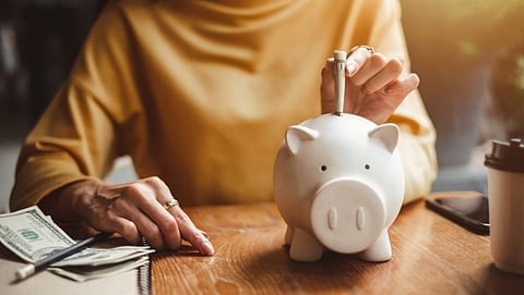 Retirement Fund Tips: पैसे साठवताना 'या' चुका करणे टाळा