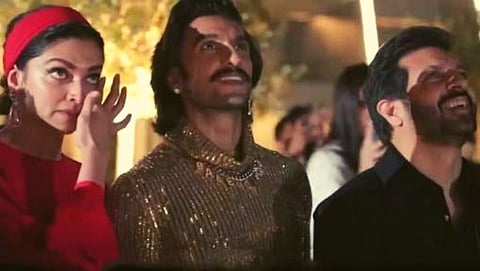 83 Review By Deepika Padukone Was Too Emotional To Hold Tears
