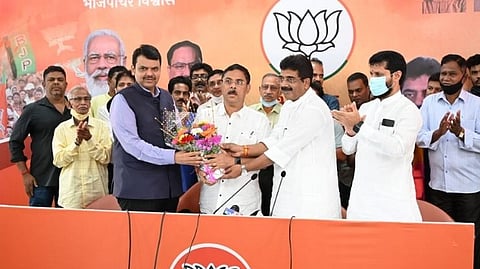 Former Minister Dilip Parulekar joins BJP